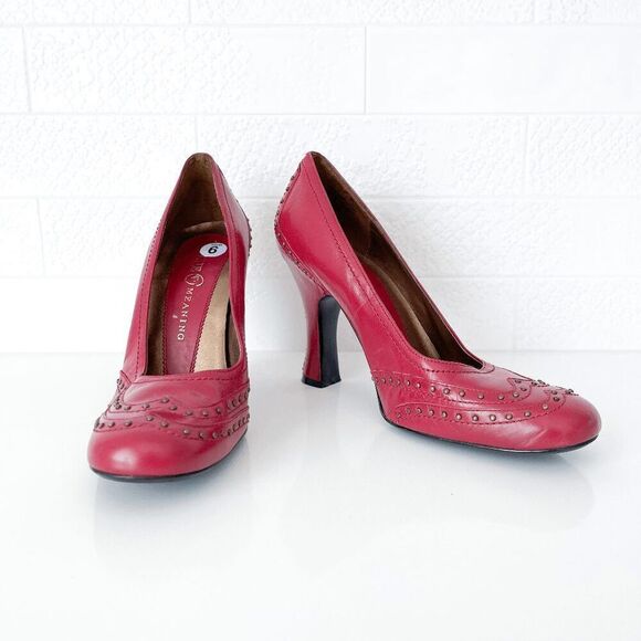 True Meaning Womens Leather Studded Heels Pumps Red Size 9 - Picture 2 of 6